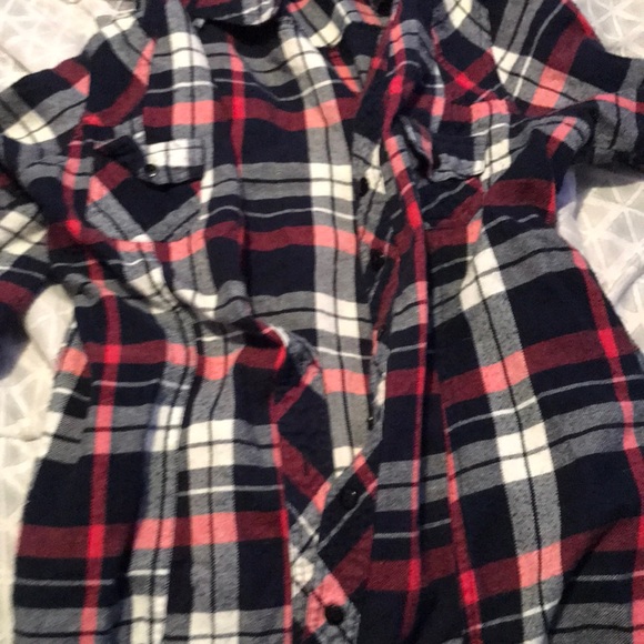 4 for 10 Patterned flannel - Picture 1 of 4